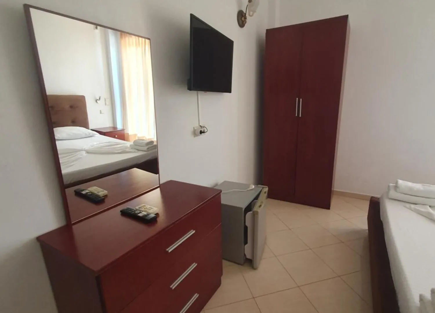 Hotel Afrodite Dhërmi 3*,
