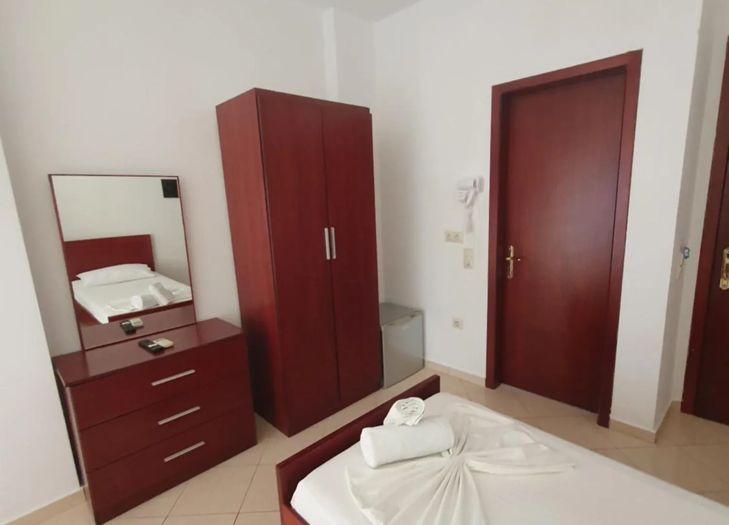 Hotel Afrodite Dhërmi 3*,